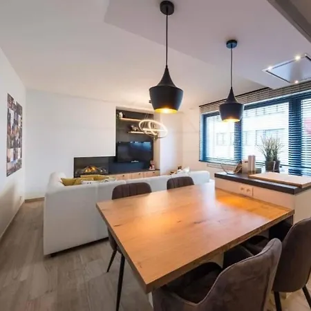 Apartment Ter Streep 1 *