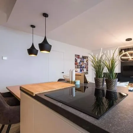 Ter Streep 1 Apartment